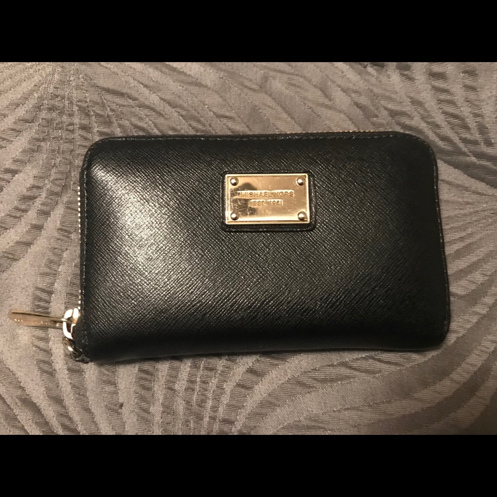 Michael kors wallet